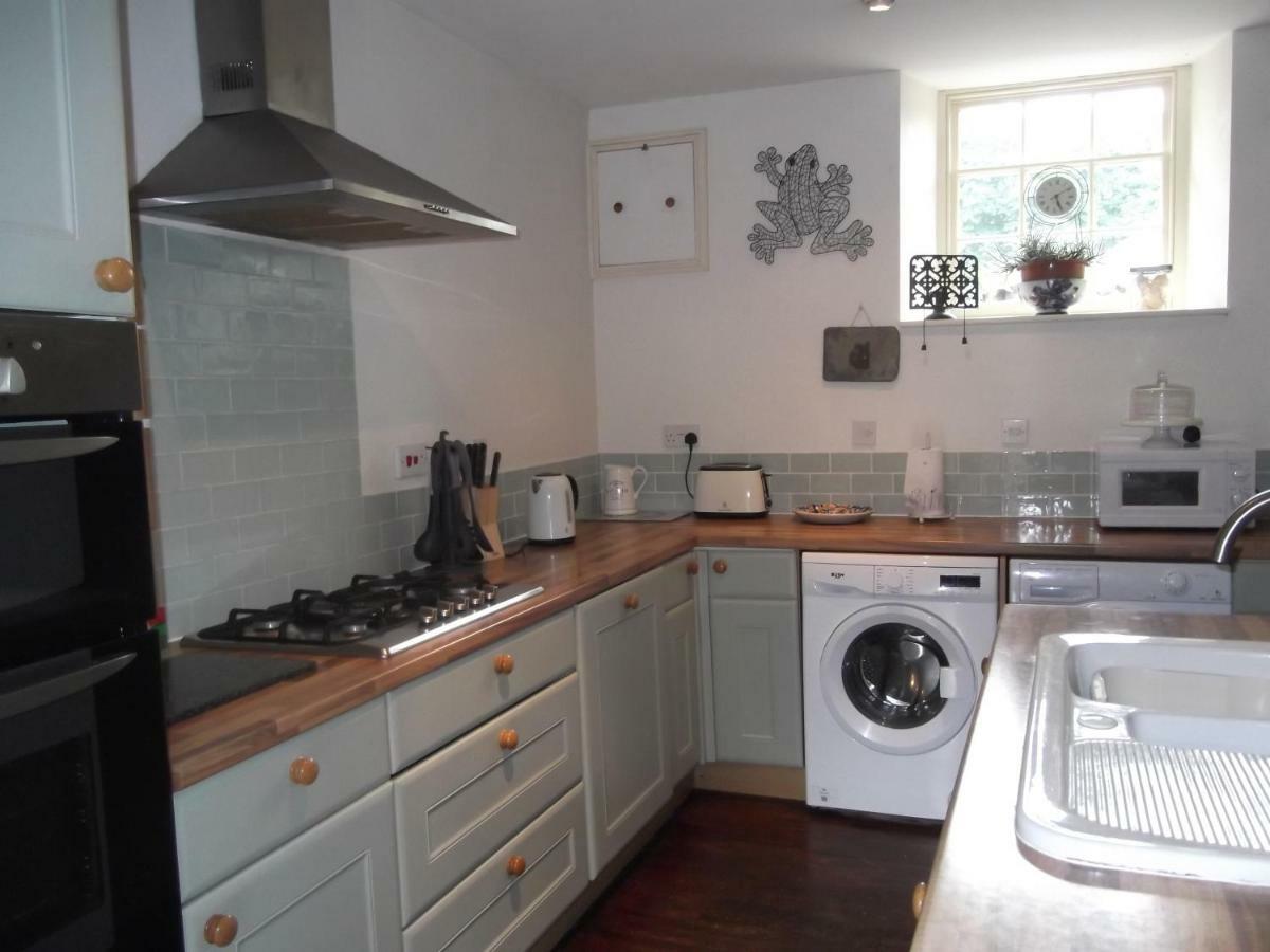 Manor House Annex - Sleeps Up To 6 People Βίλα Shepton Mallet Εξωτερικό φωτογραφία
