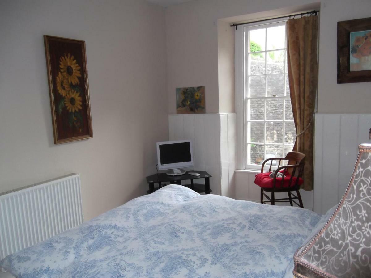 Manor House Annex - Sleeps Up To 6 People Βίλα Shepton Mallet Εξωτερικό φωτογραφία